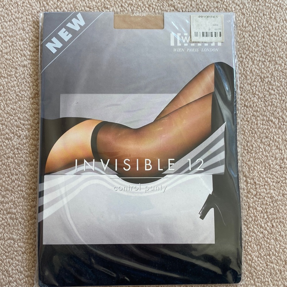 Wolford pantyhose size Large Invisible 12 denier. Light nude. NiB new unopened.